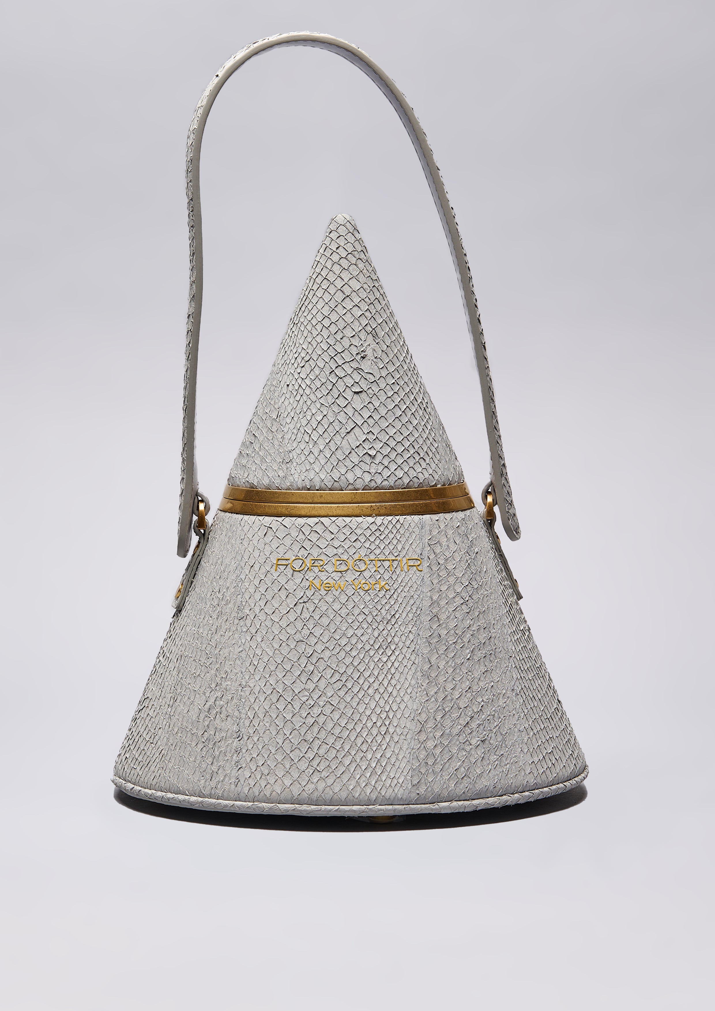 JUNO IN GLACIER SALMON