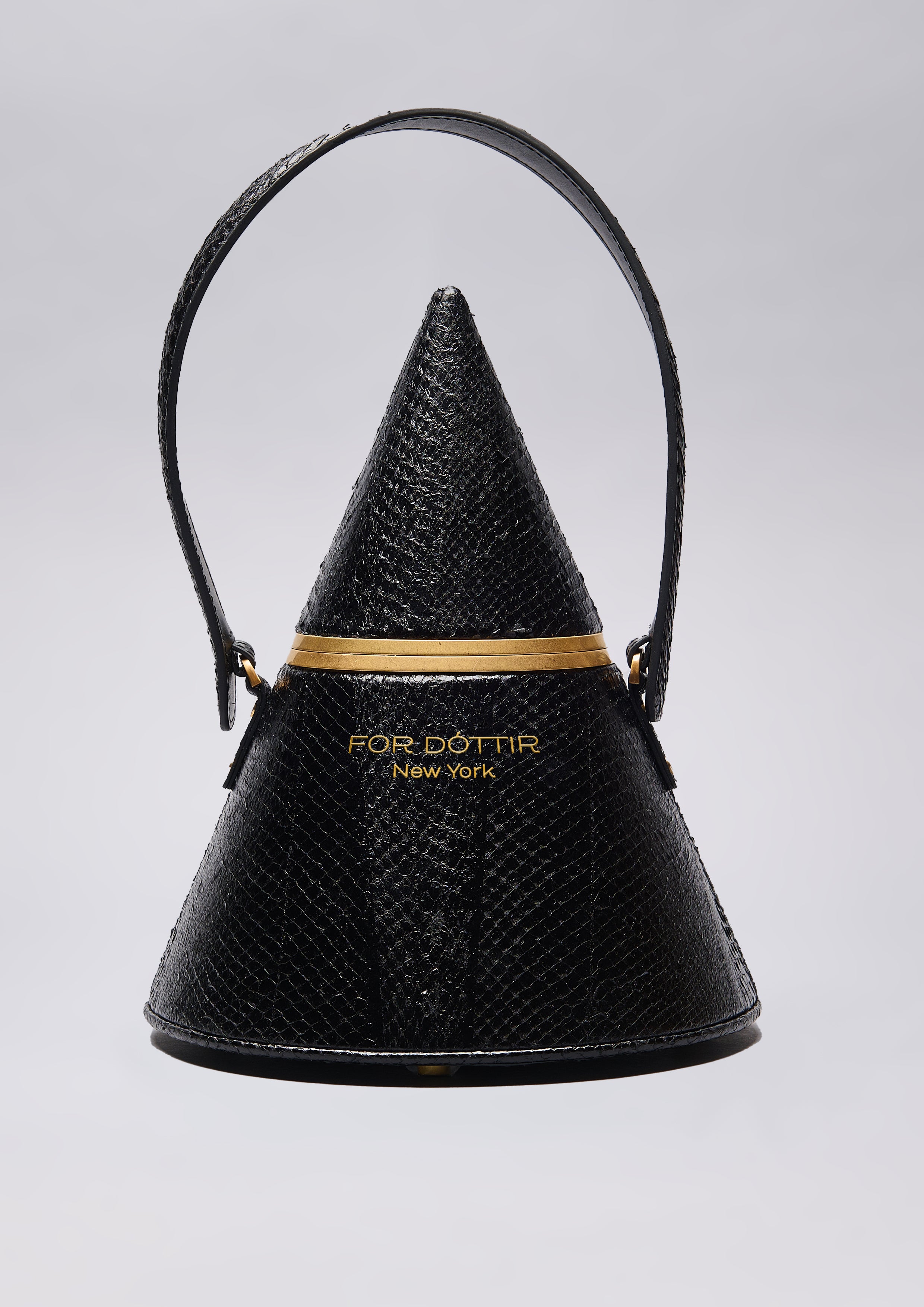 JUNO IN SHINY BLACK SALMON